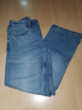 Hollister relaxed straight jean